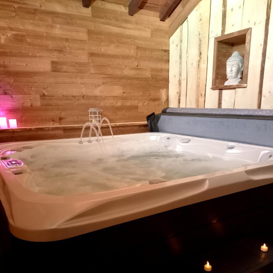 Вилла La Petite Ferme La Chapelle  Экстерьер фото